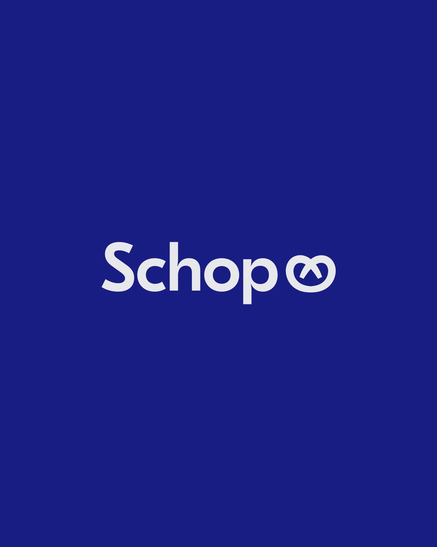 L’éthique, chez Schop, c’est non négociable ! Nous prenons celle du processus de fabrication très au sérieux. Faire à partir de ce qui est là, autour de soi, sous notre nez, juste à côté, pour nous, ça va de soi. Nos ressources matérielles et humaines sont locales. Notre engagement est naturellement respectueux, inclusif et écologique, tant dans la sélection des matières sourcées pour nos créations, que dans le choix des partenaires avec qui nous travaillons, à moins de 100km de l’atelier.
#éthique #decorationecoresponsable #coussin
#coussein