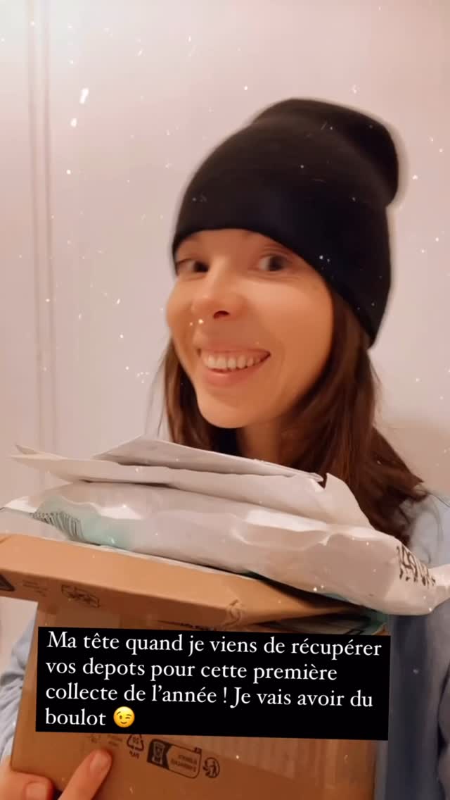 Pour cette nouvelle année, je te souhaite :
Briller comme jamais, ✨
Réaliser tous tes rêves,
Devenir la version de toi que tu souhaites incarner si ce n’est pas deja fait ! 💖
D’être toujours bien entourée,
De chérir chaque minute, chaque bon moment passé! 👌
Et de mon côté….
Je tenais à te remercier pour être là tous les jours, pour tes mots d’amour, tes partages et tes commentaires.
Spoiler alerte, accroche bien ta ceinture, en 2026 je te réserve de belles choses, des nouveautés, un retour d’une initiative qui me tient très à coeur 🔜
Sur ce, passe une belle journée, et rdv en 2026! 🥂