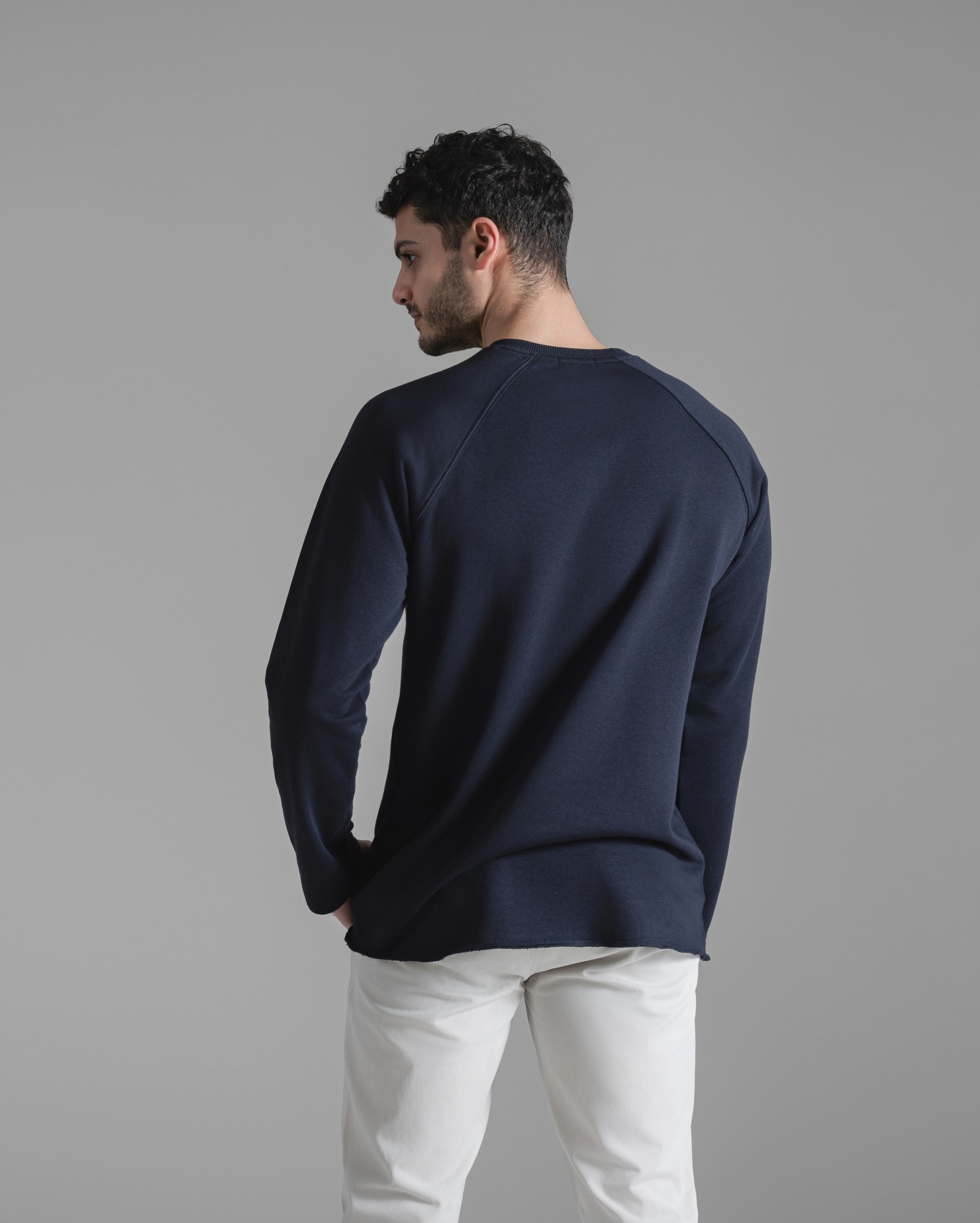 Urban Sweat.
Your essential base layer this season.
No noise. Just form, function, and fit.