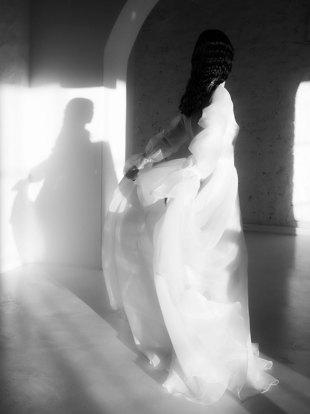 TWO SWANS by JULIETTE KRISTIN I’m in love with this project. And every photographer show us something new about it. A content day organised by @dorafa…