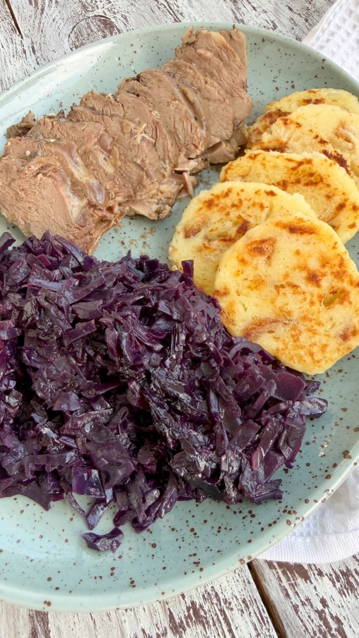 🥔 NAJLEPŠIE ZEMIAKOVÉ KNEDLÍKY 🥔 Tento recept si hneď uložte 📌 a nezabudnite ma sledovať pre…